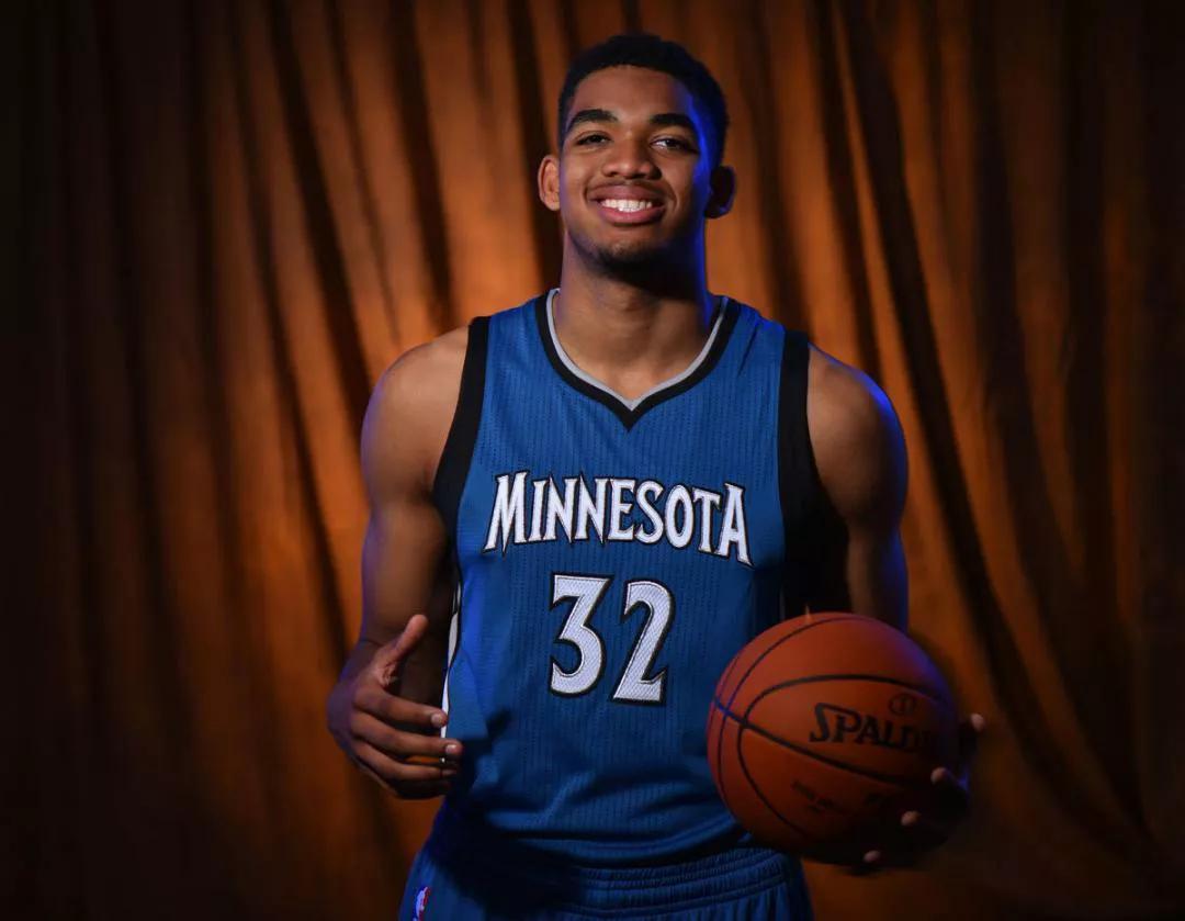 他最大的目 他最大的目