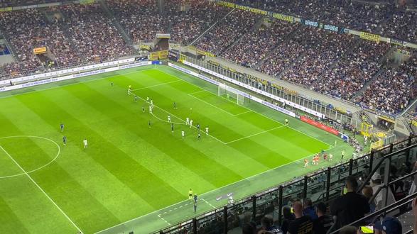 4轮的一场 4轮的一场